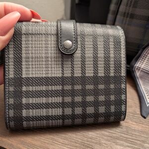 Coach Men's Wallet in Black and Gray Plaid
